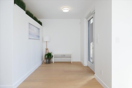 Photo 4 at 1581 W 57th Avenue, South Granville, Vancouver West