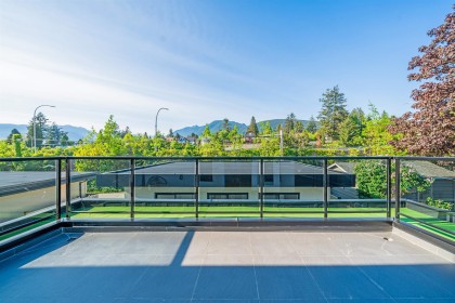 Photo 34 at 214 W 24th Street, Central Lonsdale, North Vancouver