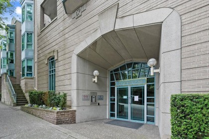 Photo 32 at 1005 - 1238 Melville Street, Coal Harbour, Vancouver West