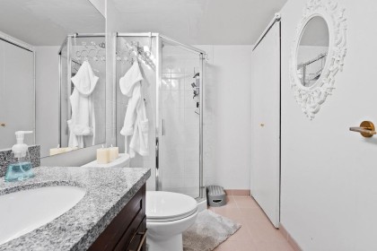 Photo 20 at 1005 - 1238 Melville Street, Coal Harbour, Vancouver West