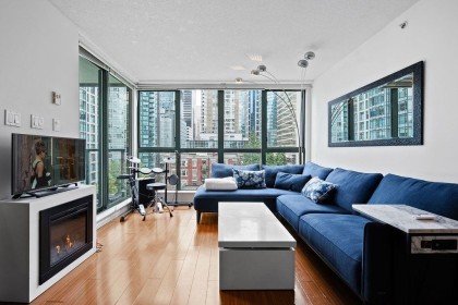 Photo 9 at 1005 - 1238 Melville Street, Coal Harbour, Vancouver West