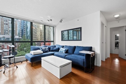 Photo 10 at 1005 - 1238 Melville Street, Coal Harbour, Vancouver West