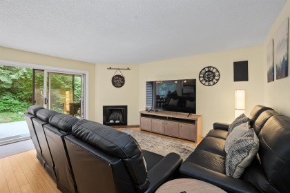 Photo 6 at 3381 William Avenue, Lynn Valley, North Vancouver