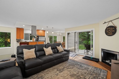 Photo 7 at 3381 William Avenue, Lynn Valley, North Vancouver