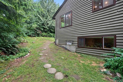 Photo 4 at 3381 William Avenue, Lynn Valley, North Vancouver
