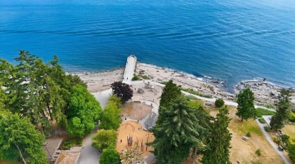 Photo 2 at 802 - 1745 Esquimalt Avenue, Ambleside, West Vancouver