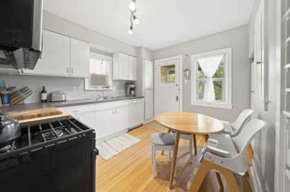 Photo 5 at 3750 W 17th Avenue, Dunbar, Vancouver West