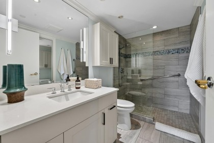 Photo 22 at 306 - 1383 Marinaside Crescent, Yaletown, Vancouver West