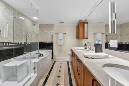 Photo 20 at 306 - 1383 Marinaside Crescent, Yaletown, Vancouver West