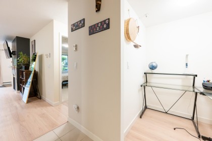 Photo 13 at 1 - 1386 W 6th Avenue, Fairview VW, Vancouver West
