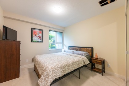Photo 16 at 1 - 1386 W 6th Avenue, Fairview VW, Vancouver West