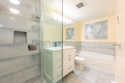 Photo 18 at 1 - 1386 W 6th Avenue, Fairview VW, Vancouver West