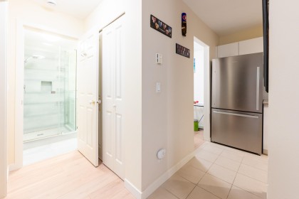 Photo 15 at 1 - 1386 W 6th Avenue, Fairview VW, Vancouver West