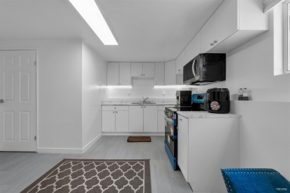 Photo 18 at 330 W Braemar Road, Upper Lonsdale, North Vancouver