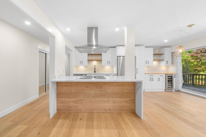 Photo 6 at 911 - 555 W 28th Street, Upper Lonsdale, North Vancouver