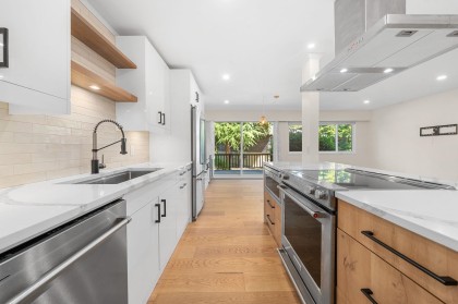 Photo 9 at 911 - 555 W 28th Street, Upper Lonsdale, North Vancouver