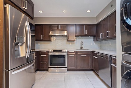 Photo 3 at 306 - 1345 W 4th Avenue, False Creek, Vancouver West