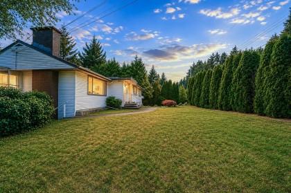 Photo 2 at 4380 Woodcrest Road, West Vancouver