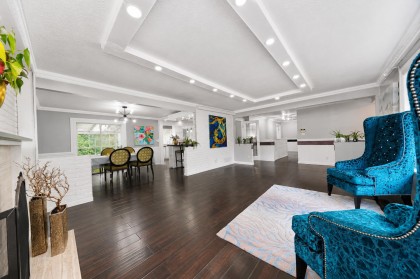 Photo 7 at 4380 Woodcrest Road, West Vancouver