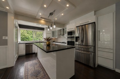 Photo 11 at 4380 Woodcrest Road, West Vancouver
