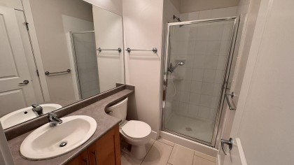 Photo 11 at 425 - 2083 W 33rd Avenue, Quilchena, Vancouver West