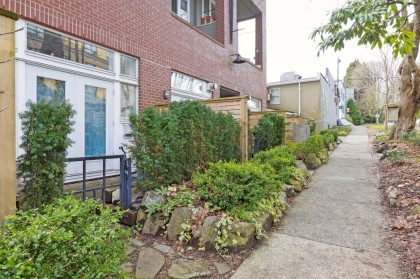 Photo 3 at 307 - 980 W 22nd Avenue, Cambie, Vancouver West