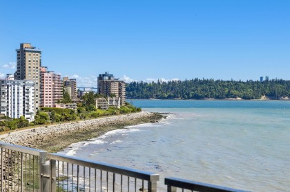 Photo 22 at 807 - 150 24th Street, Dundarave, West Vancouver