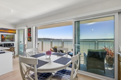 Photo 4 at 807 - 150 24th Street, Dundarave, West Vancouver