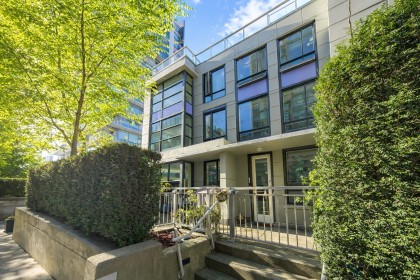 Photo 1 at 156 W 1st Avenue, False Creek, Vancouver West