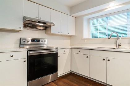Photo 4 at 2688 W 19th Avenue, Arbutus, Vancouver West