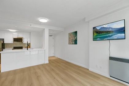 Photo 6 at 501 - 1331 W Georgia Street, Coal Harbour, Vancouver West