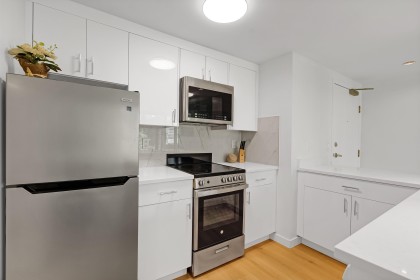 Photo 4 at 501 - 1331 W Georgia Street, Coal Harbour, Vancouver West
