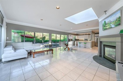 Photo 7 at 2975 Marine Drive, Altamont, West Vancouver