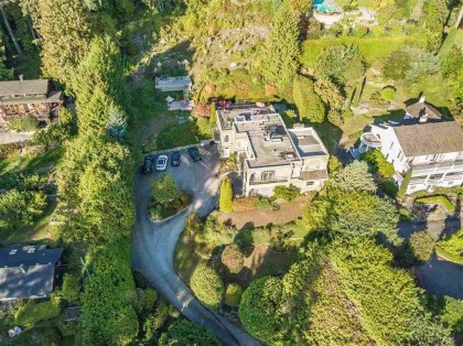 Photo 1 at 2975 Marine Drive, Altamont, West Vancouver