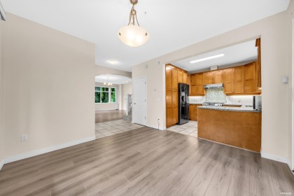Photo 10 at 2459 W 39th Avenue, Kerrisdale, Vancouver West