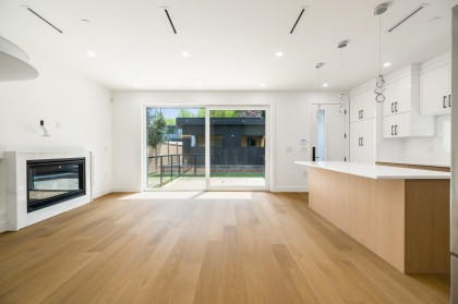 Photo 3 at 2 - 950 W 17th Avenue, Cambie, Vancouver West