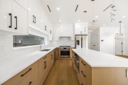 Photo 9 at 2 - 950 W 17th Avenue, Cambie, Vancouver West