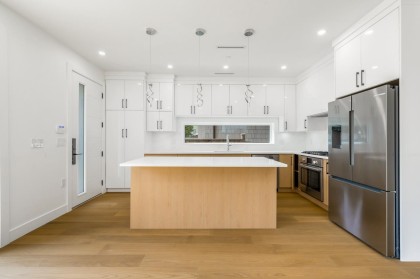 Photo 10 at 2 - 950 W 17th Avenue, Cambie, Vancouver West