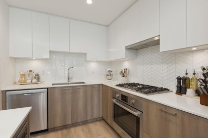 Photo 15 at 209 - 715 W 15th Street, North Vancouver