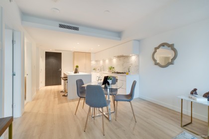 Photo 3 at 306 - 1500 Fern Street, Lynnmour, North Vancouver