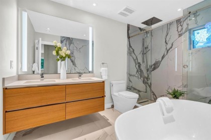 Photo 17 at 4470 Capilano Road, Canyon Heights NV, North Vancouver