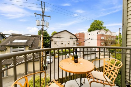 Photo 15 at 304 - 888 W 13th Avenue, Fairview VW, Vancouver West