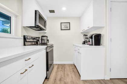 Photo 23 at 300 W Balmoral Road, Upper Lonsdale, North Vancouver