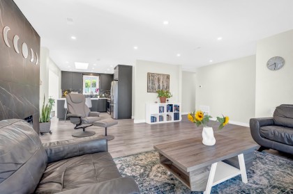 Photo 5 at 300 W Balmoral Road, Upper Lonsdale, North Vancouver