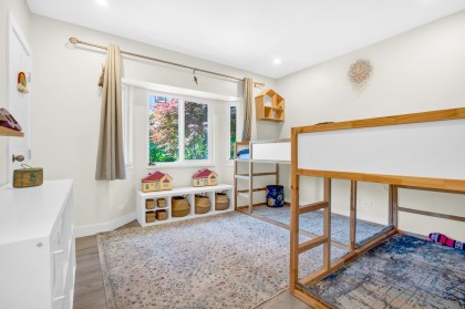 Photo 19 at 300 W Balmoral Road, Upper Lonsdale, North Vancouver