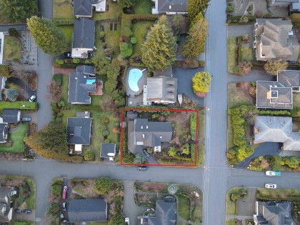Photo 35 at 300 W Balmoral Road, Upper Lonsdale, North Vancouver