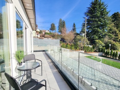 Photo 11 at 2141 Jefferson Avenue, Dundarave, West Vancouver