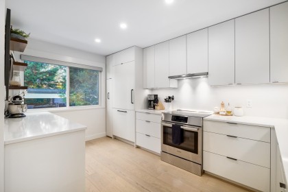 Photo 2 at 4663 Hoskins Road, Lynn Valley, North Vancouver