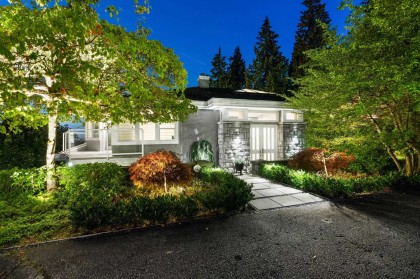 Photo 3 at 1590 Tyrol Court, Chartwell, West Vancouver