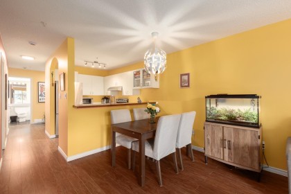 Photo 12 at 106 - 876 W 14th Avenue, Fairview VW, Vancouver West